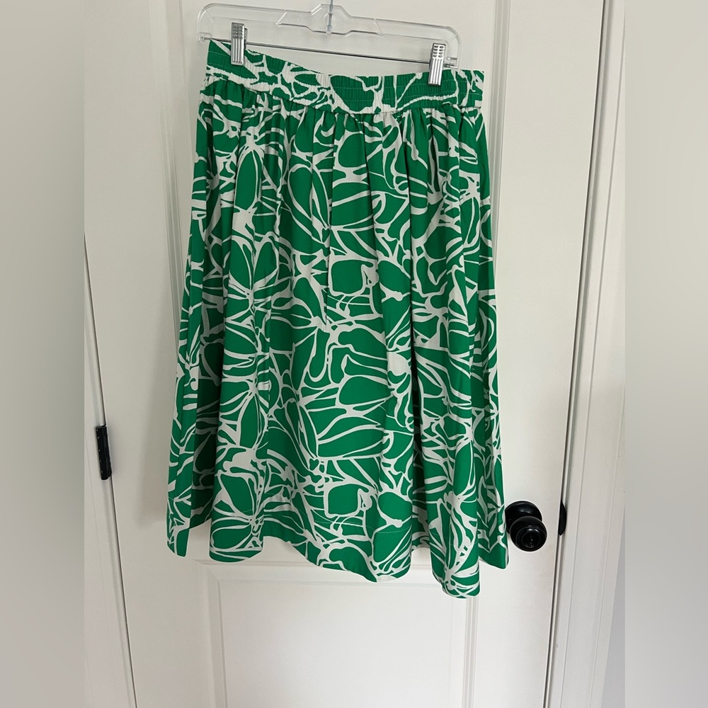 Banana Republic Green and White Midi Skirt